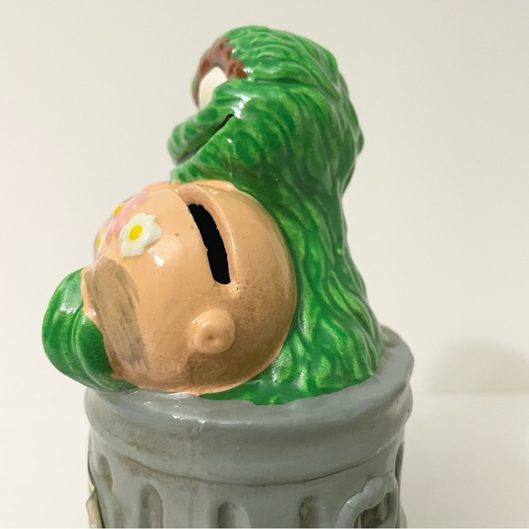 Sesame Street Oscar The Grouch Garbage Can Ceramic Coin Bank - Picture 5 of 16